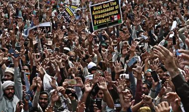 مسٔلہ ناموس رسالت پر عوام بمقابلہ حکومت ۔۔۔ غزالی فاروق